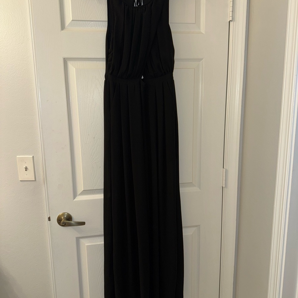 L’ATISTE Gorgeous Black Jumpsuit! - Picture 3 of 7
